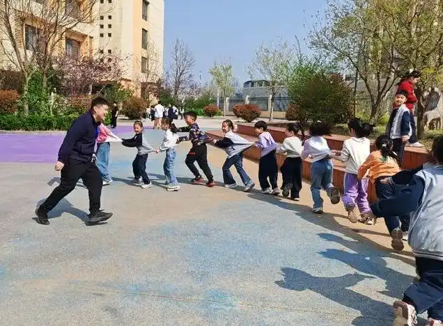 环节都显示着学校的育人用心互动都凝集着家校的共育 环节都显示着学校的育人用心互动都凝集着家校的共育