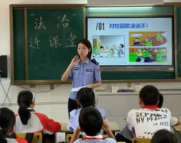 保护等标准化流程进一步执行班级安全责任织密校园安全防护网 保护等标准化流程进一步执行班级安全责任织密校园安全防护网